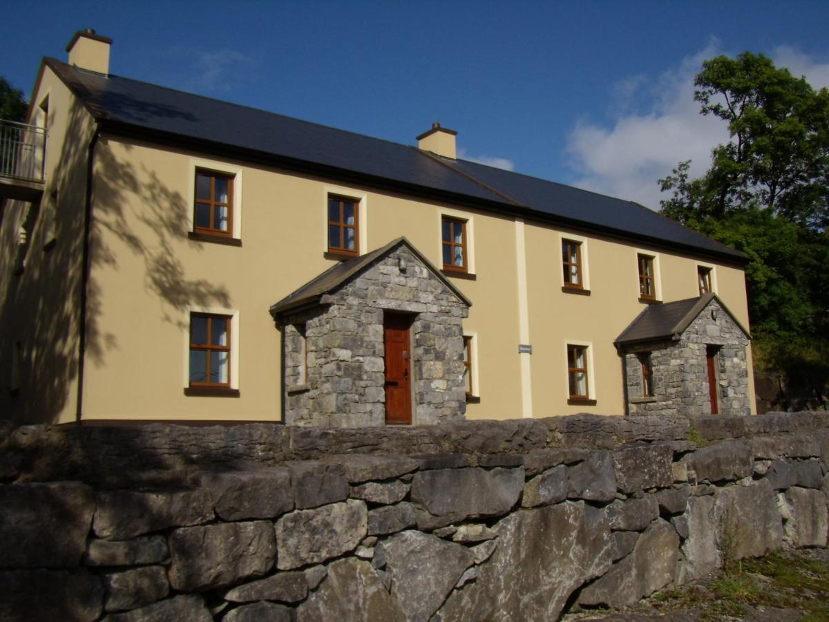 Clare'S Rock Self-Catering Accommodation Carron Exterior photo